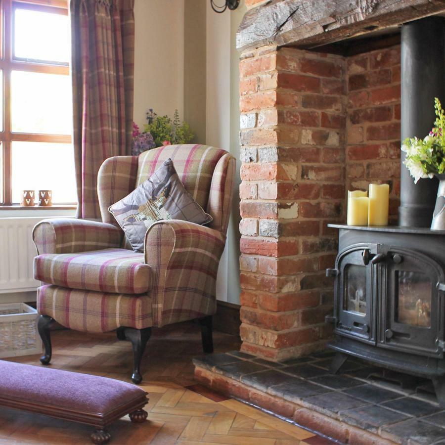 1 High Street Villa Abbots Bromley Bagian luar foto